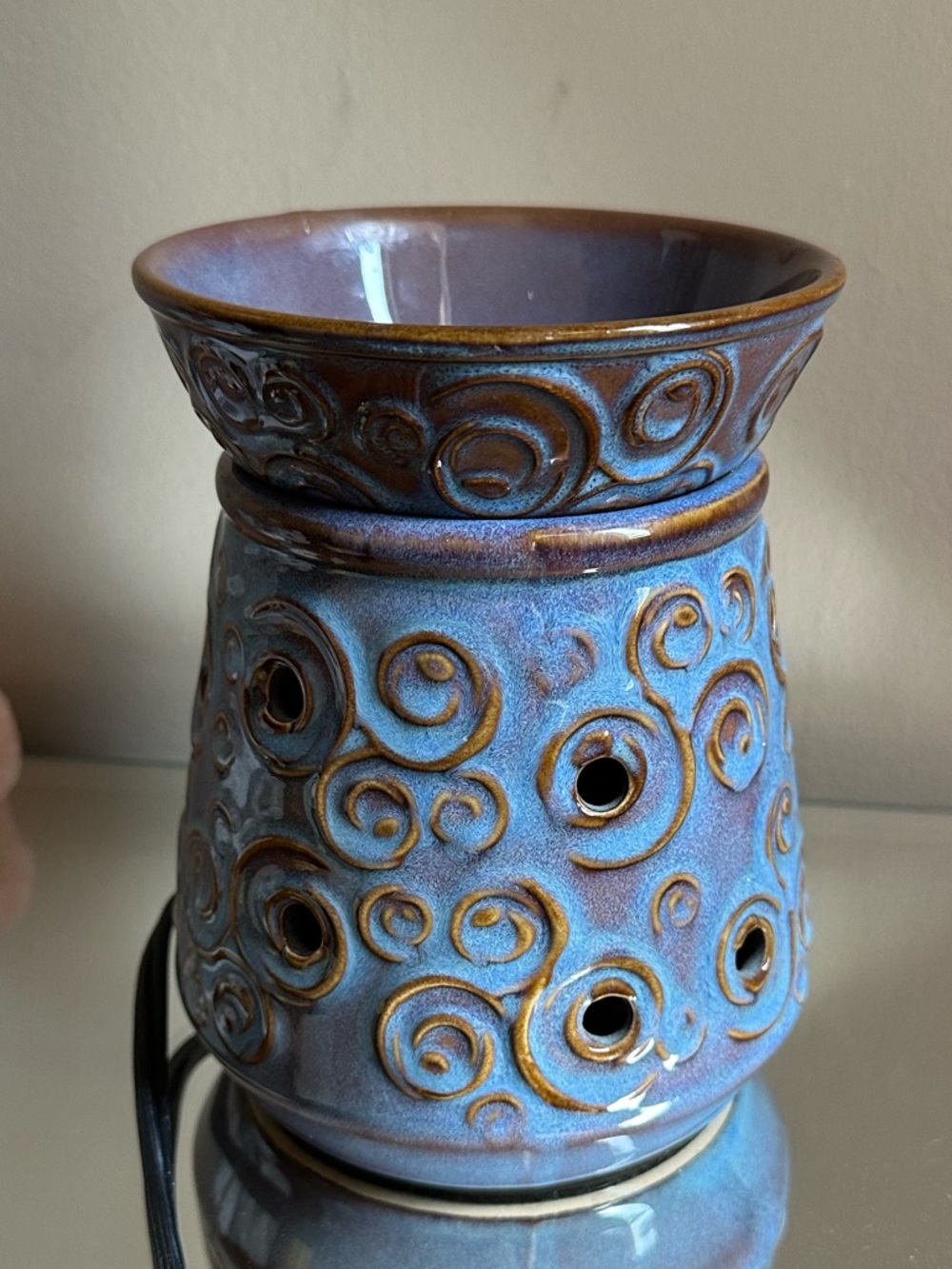 Scentsy Lisbon Blue and Brown Swirl Ceramic Full Sized Electric Warmer